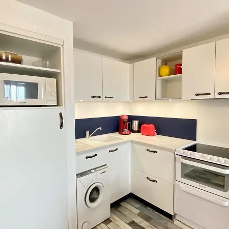 Apartment Cosy 4 Pers. Avec Loggia 100m De La - 1ere Ligne, Parking Inclus, - Fr-1-231-283 *
