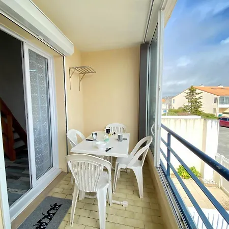 Cosy 4 Pers. Avec Loggia 100m De La - 1ere Ligne, Parking Inclus, - Fr-1-231-283 Apartment